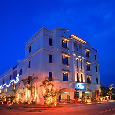 Blue Coast Spa Motel Keelung Zewnętrze zdjęcie
